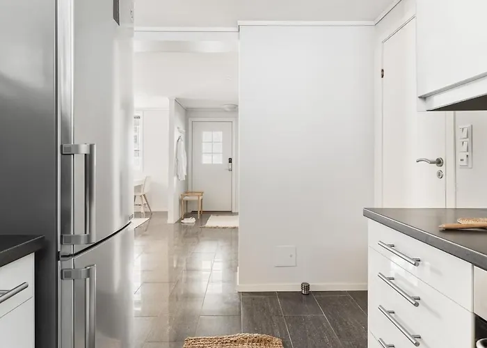 Bright And Cozy 2-bedroom Daire